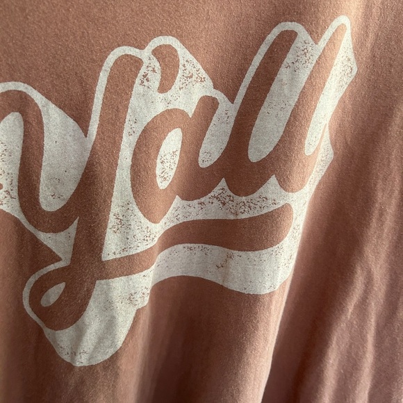 GUC Y’all graphic tee size Large  Rust/Rose color. Some wear around neck. Soft!! - Picture 5 of 9